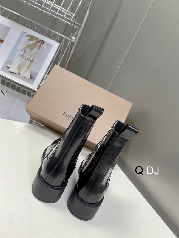 Burberry sz35-40 DJ0201